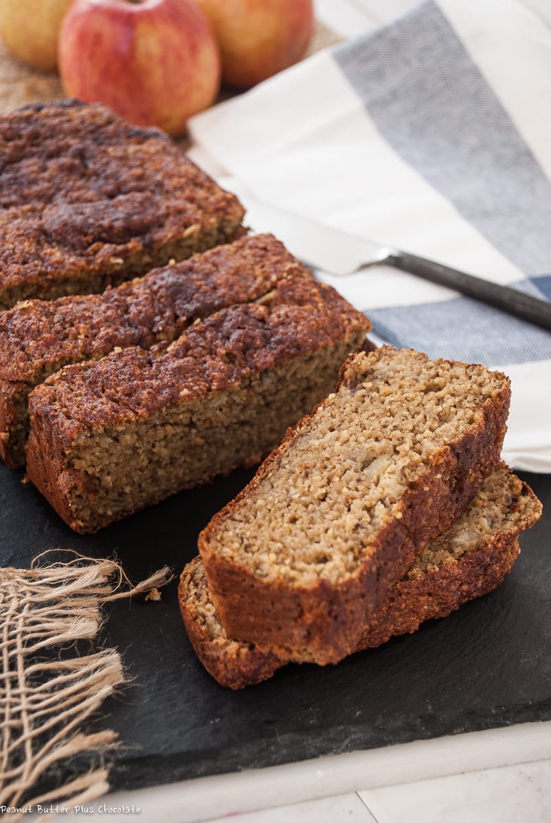 Healthy Cinnamon Apple Banana Bread