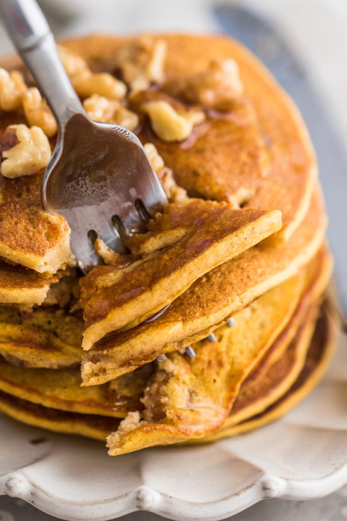 Healthy Pumpkin Oatmeal Blender Pancakes | GF and Dairy-Free - Peanut ...