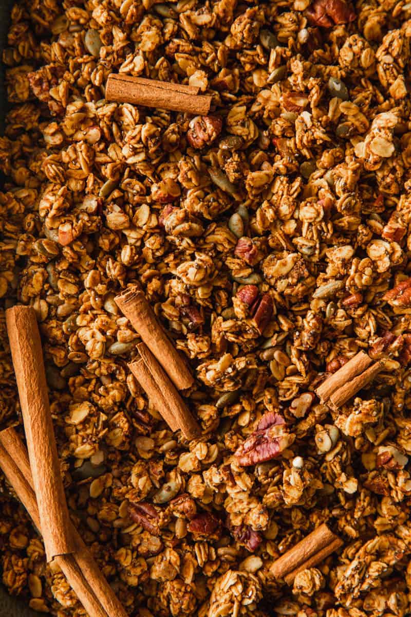 healthy homemade pumpkin spice harvest granola with maple syrup and quinoa.