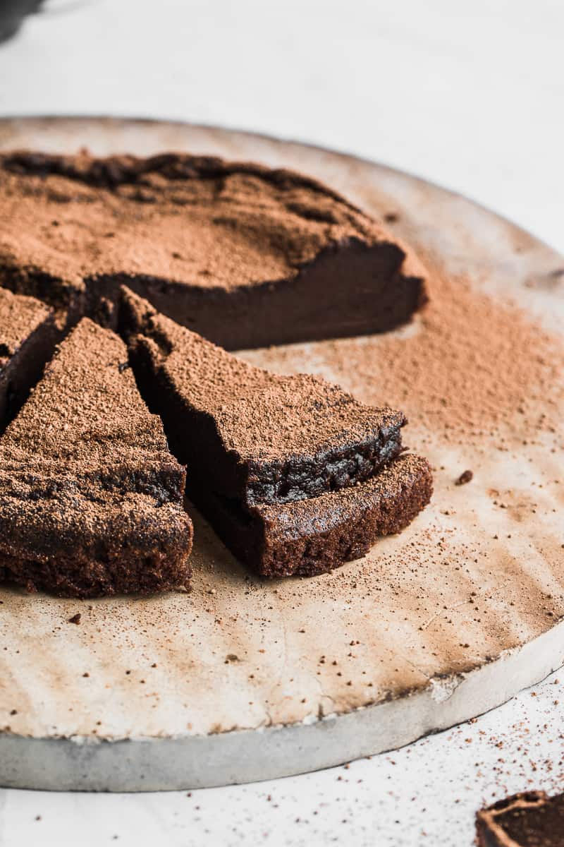 Healthy keto chocolate cake made gluten free