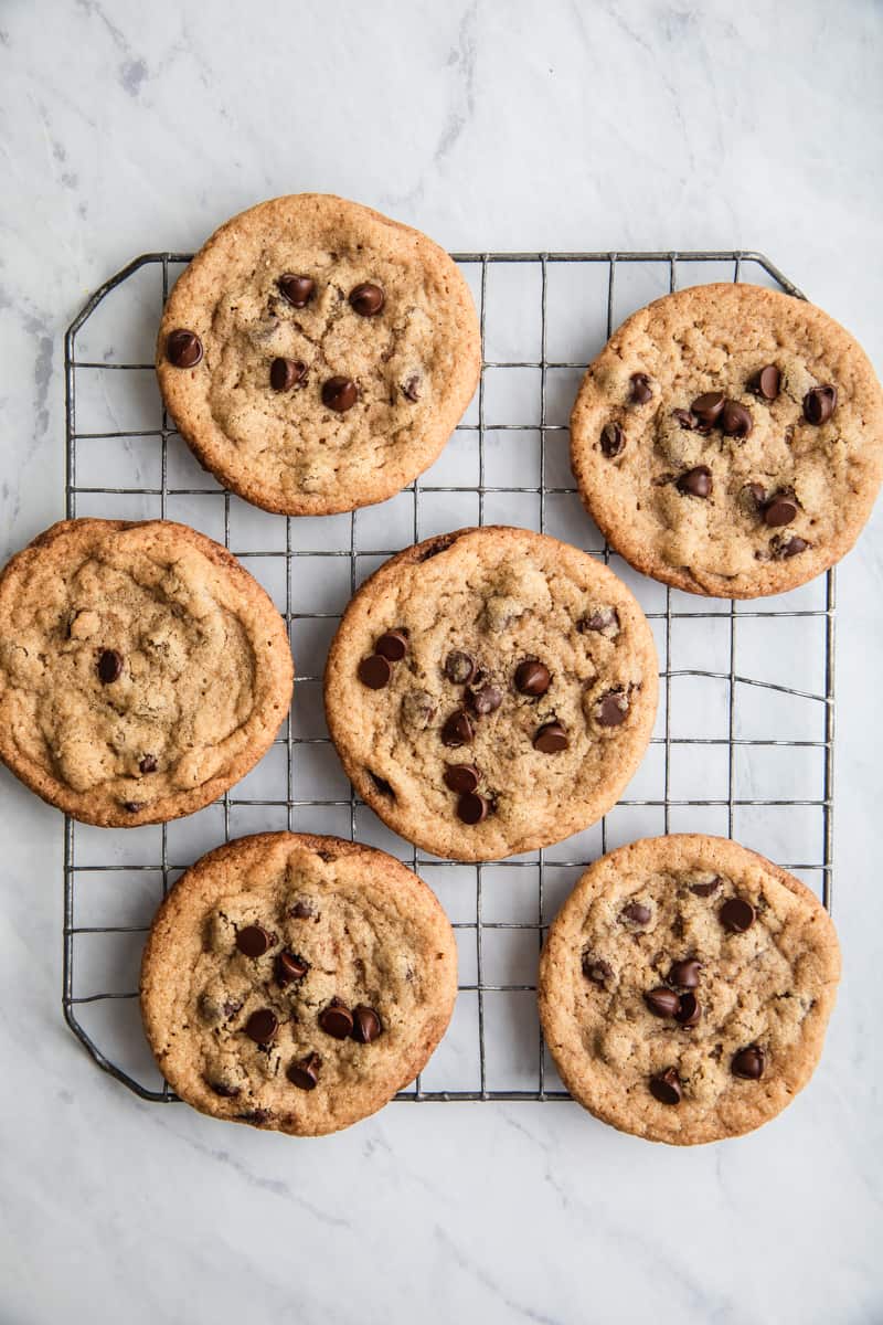 almond butter cookies - vegan dessert recipes