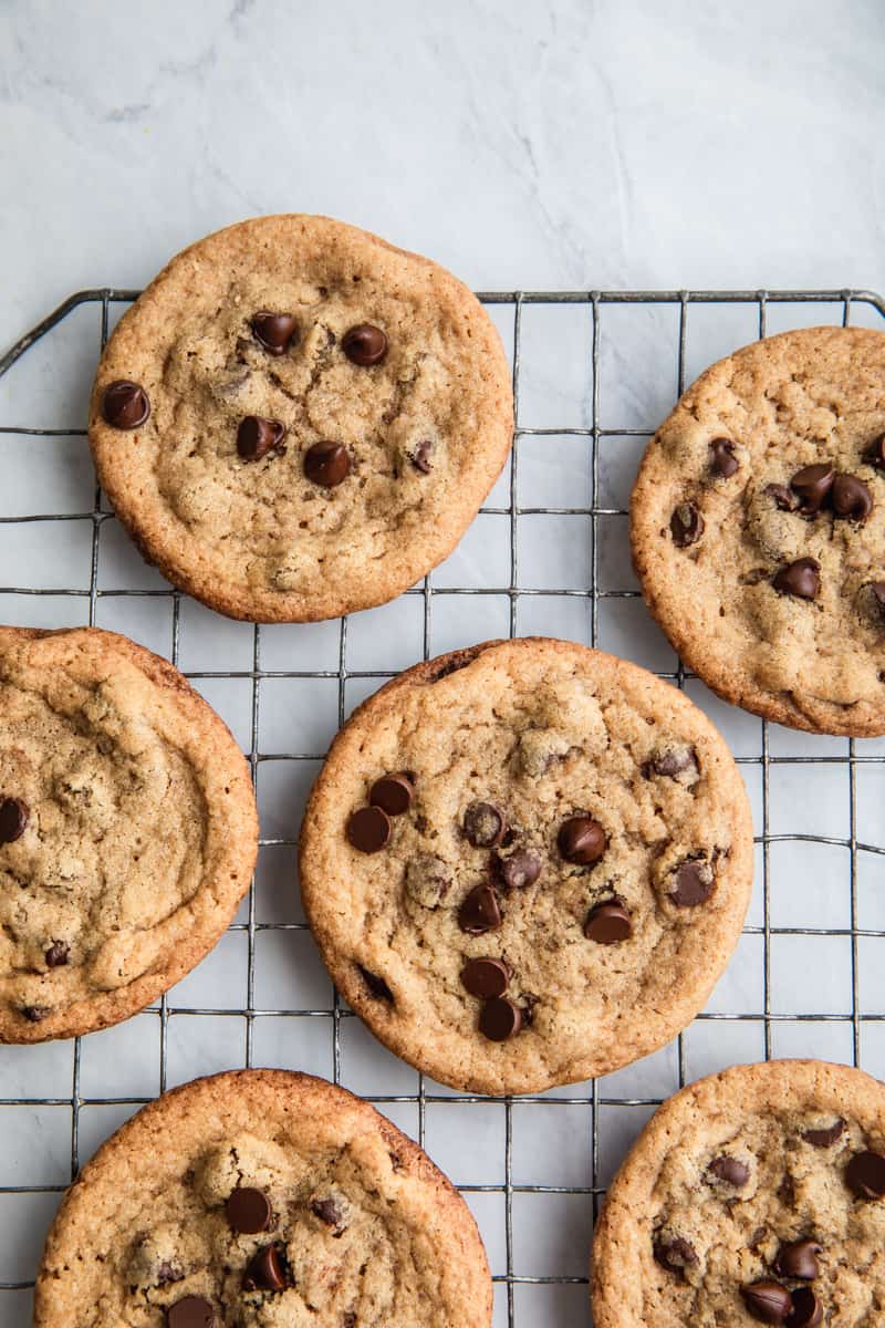 almond butter cookies - vegan dessert recipes