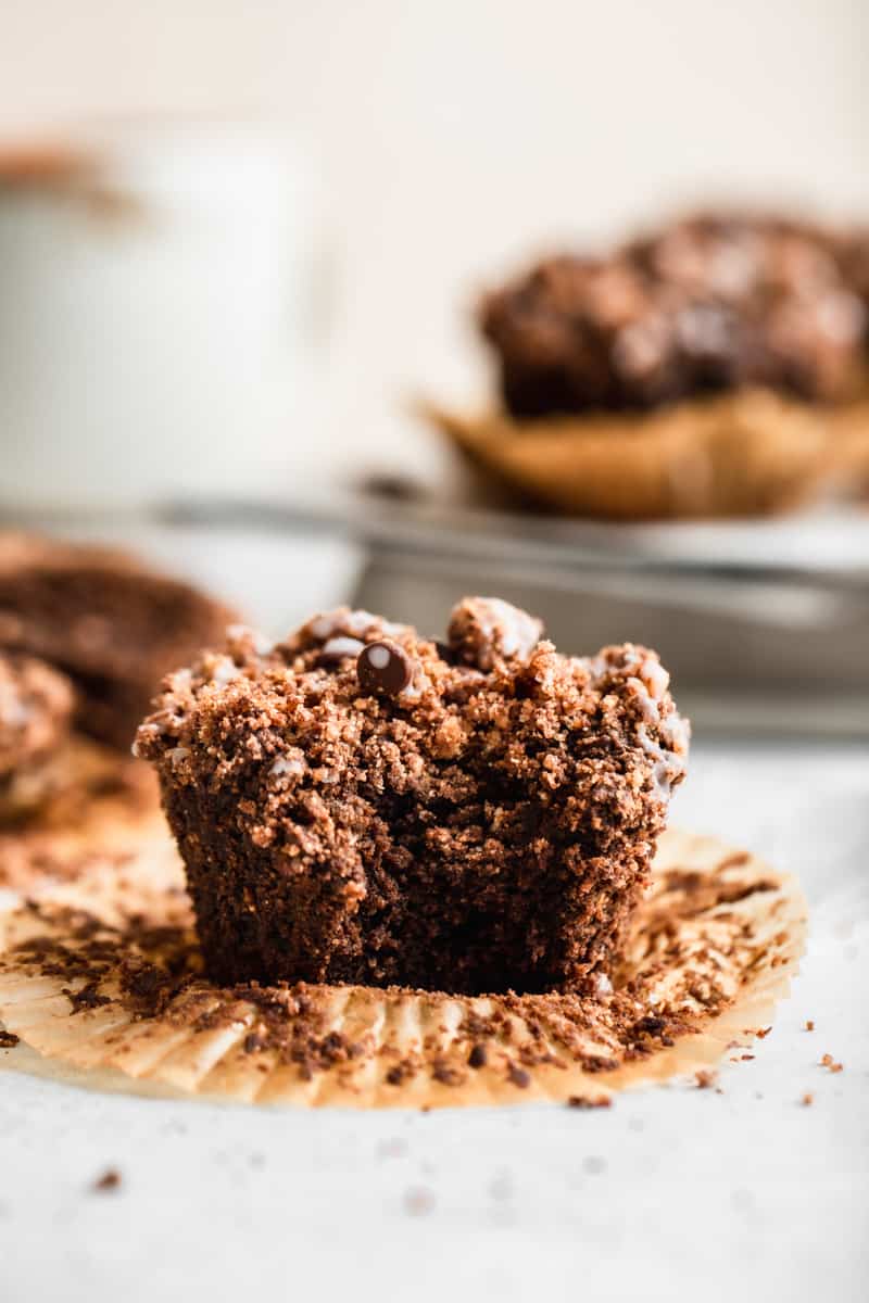 vegan chocolate streusel muffins