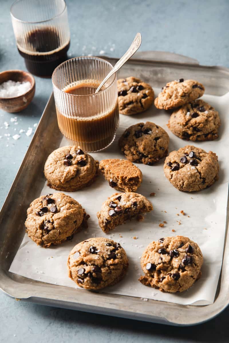 https://peanutbutterpluschocolate.com/wp-content/uploads/2021/05/vegan-cashew-butter-cookies-8.jpg