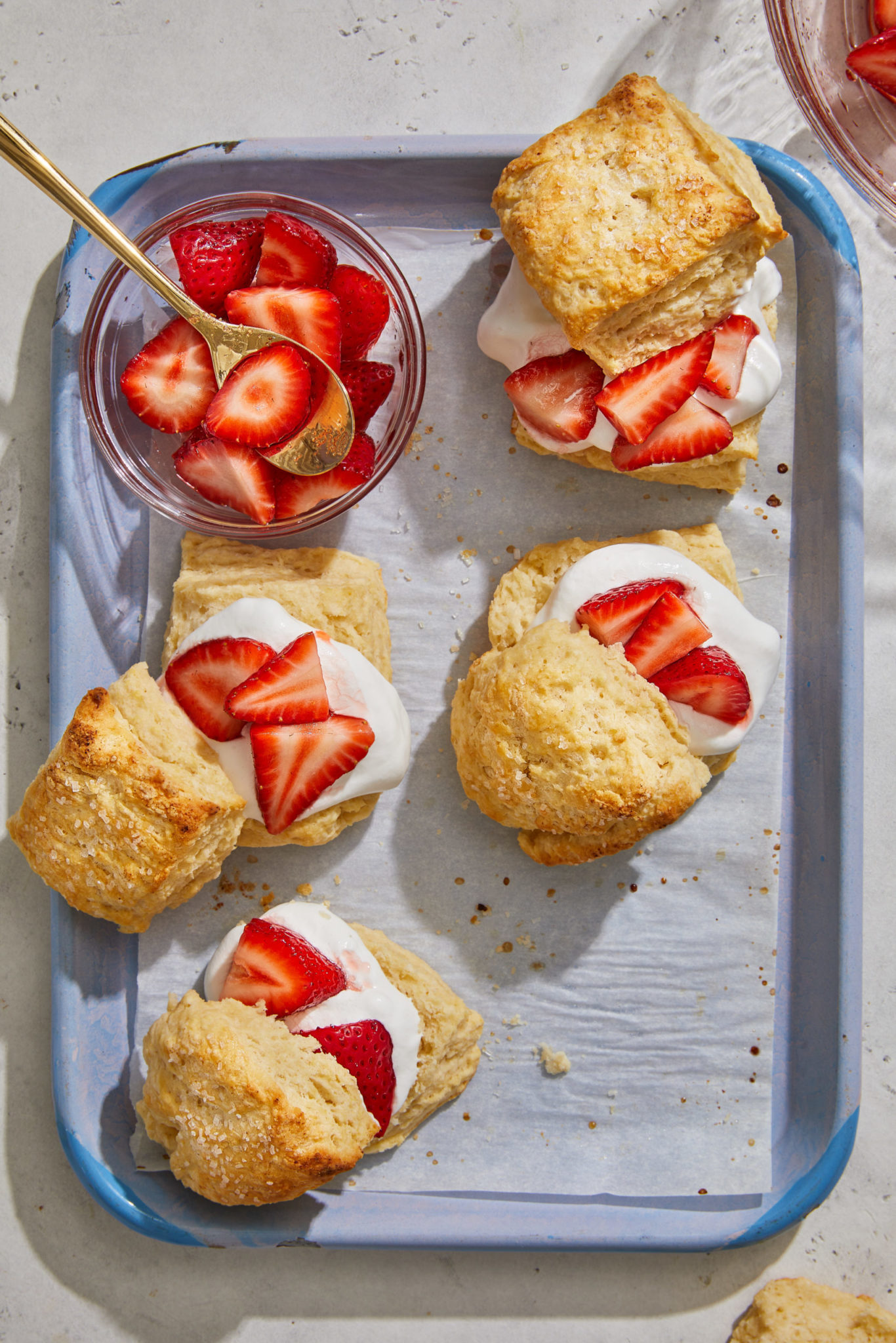 the best Vegan strawberry shortcake made easy and dairy free
